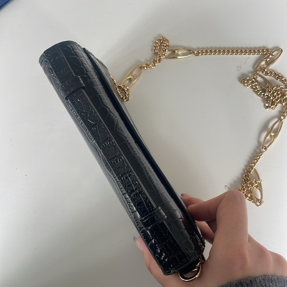 Small Gucci purse with adjustable handle and chain - Picture 4 of 7